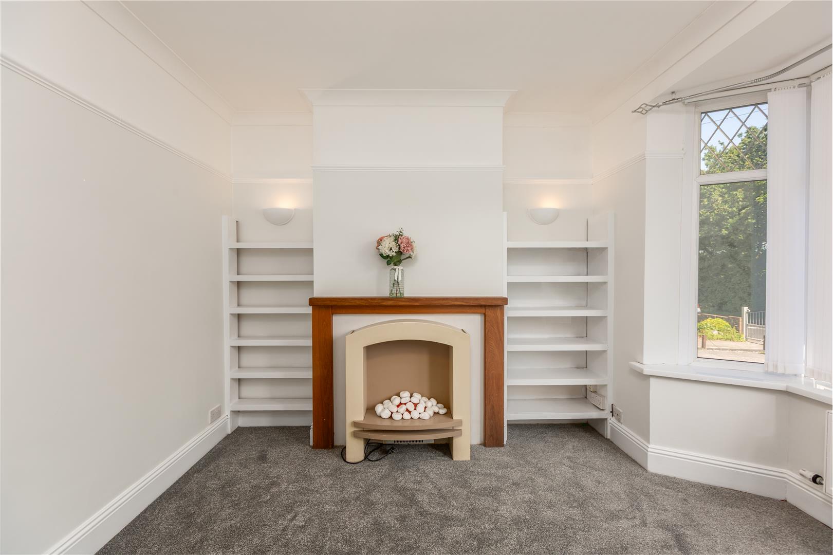 Cwmbach Road, Fforestfach, Swansea, SA5 5BN